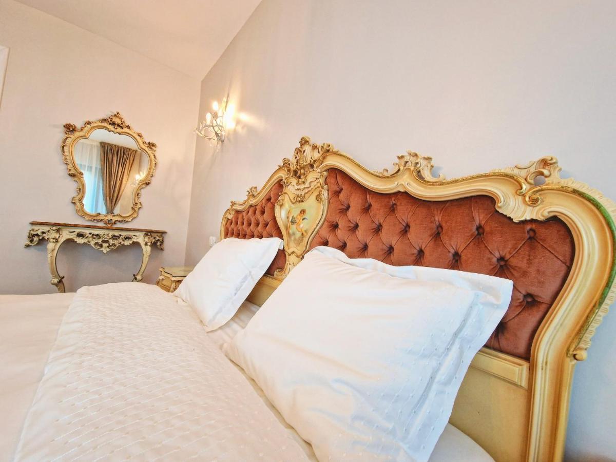 Amor Tirol Busteni (Adults Only) Εξωτερικό φωτογραφία