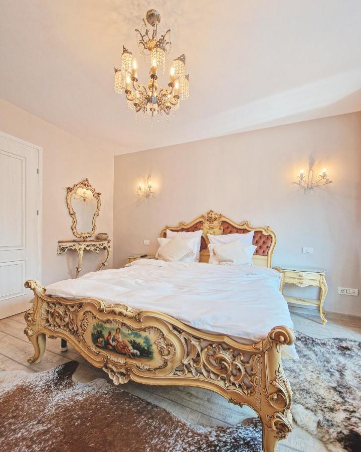 Amor Tirol Busteni (Adults Only) Εξωτερικό φωτογραφία